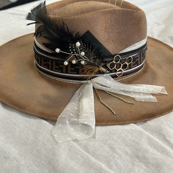 Cowgirl Hat Custom made - Picture 11 of 12